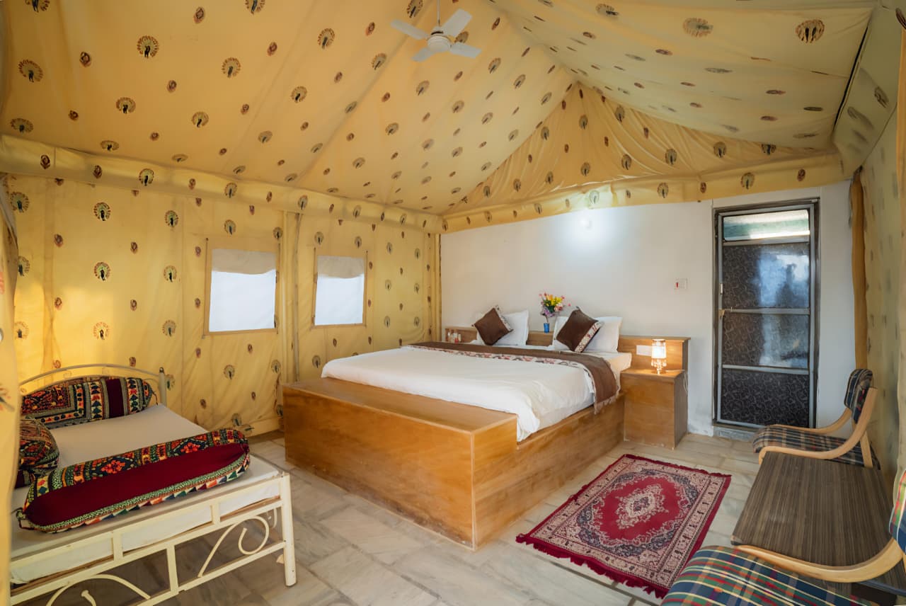 http://desert%20camp